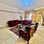 شقه فاخره بالقرب من سيتي ستارز بمدينه نصر