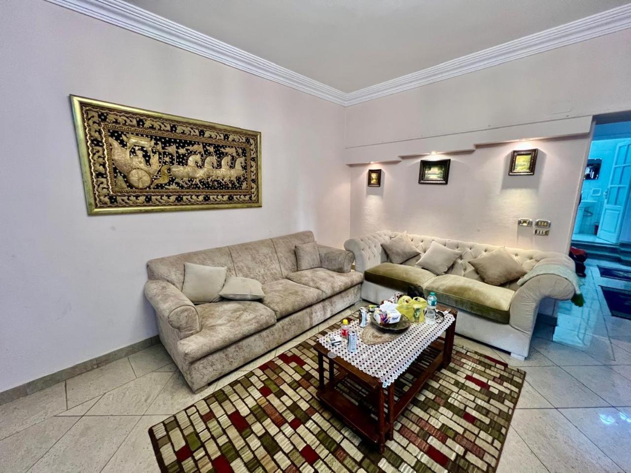 Apartment شقه فاخره بالقرب من سيتي ستارز بمدينه نصر
