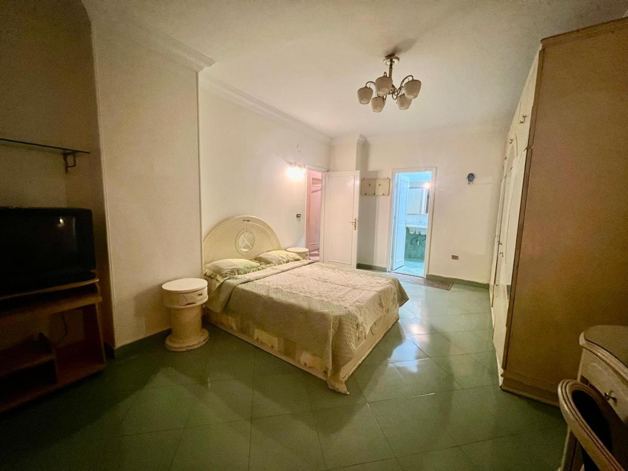 Apartment شقه فاخره بالقرب من سيتي ستارز بمدينه نصر *